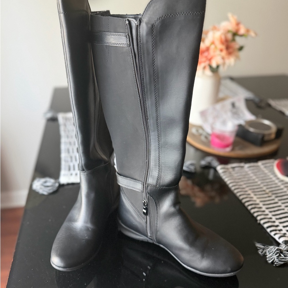 Hush Puppies Black Knee high boots